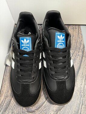 Adidas Samba Black White Gum Sole Sneakers Women’s 7.5 Men’s 6.5 Classic
